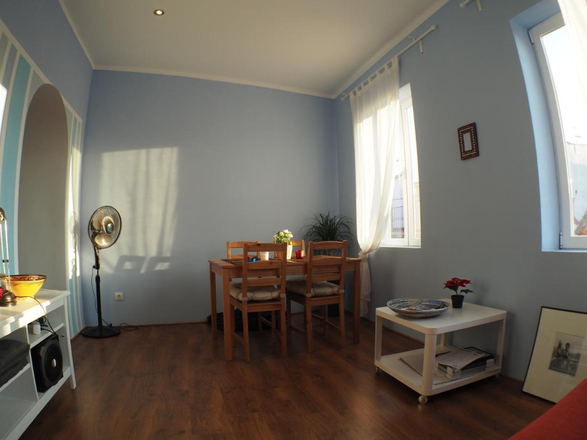 Cosy Appartment W/ Terrace In The Old City Centre Málaga Eksteriør billede